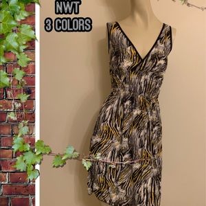 ❌SALE❗️2 for $10❗️ 🆕⬇️ 🌟 V neck summer Dress